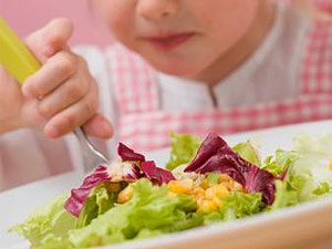 ปัญหาเด็กทานผัก ผลไม้ ไม่เพียงพอต่อความต้องการ